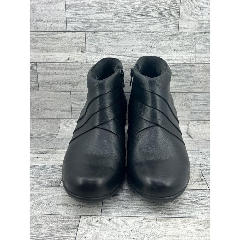 Clarks Collection Black Leather Pleated‎ Ankle Boots Women Sz 8.5M Block Heel - Picture 4 of 13